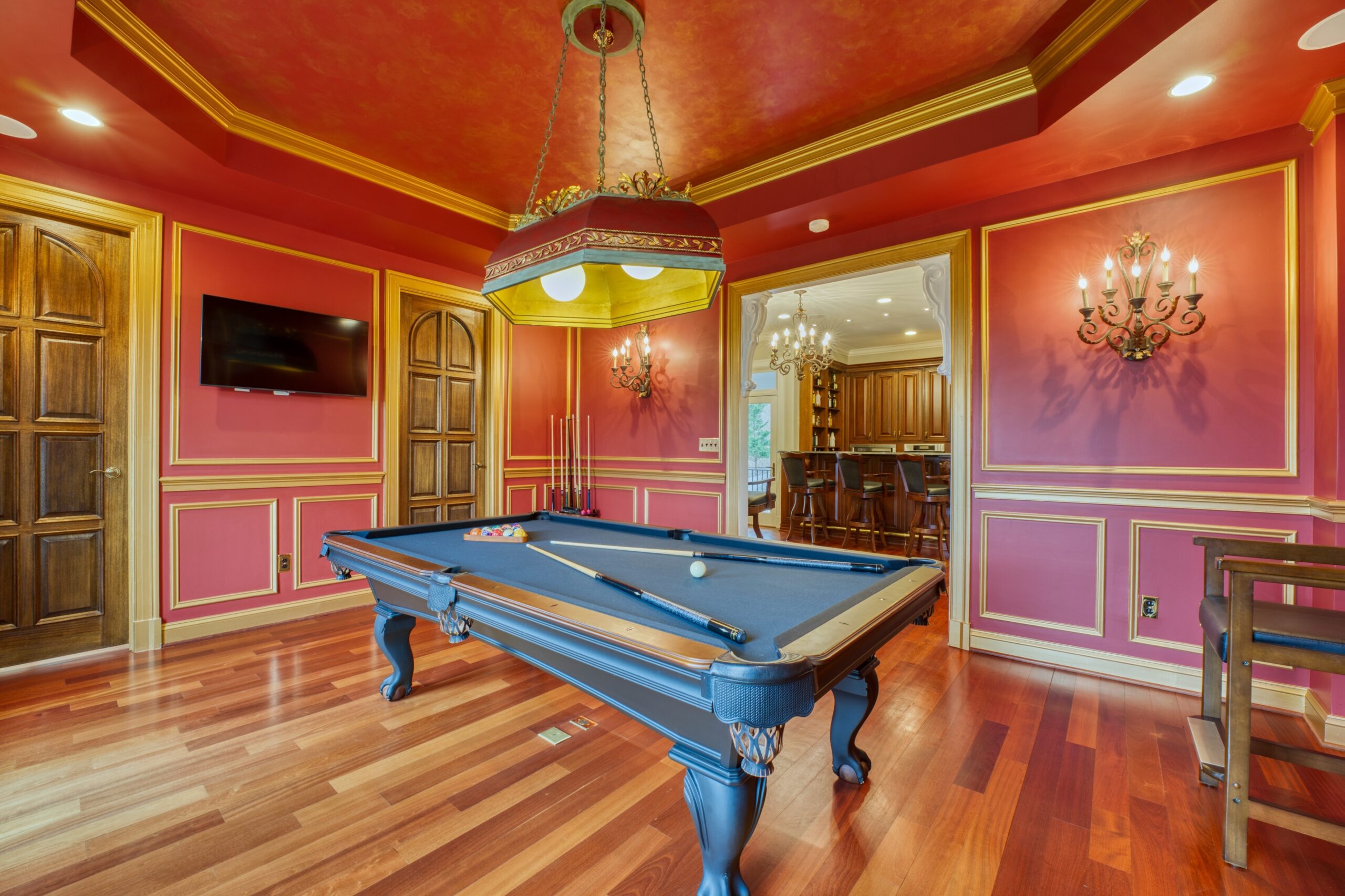 Interior professional photo of 40573 Spectacular Bid Place - showing the billiards room